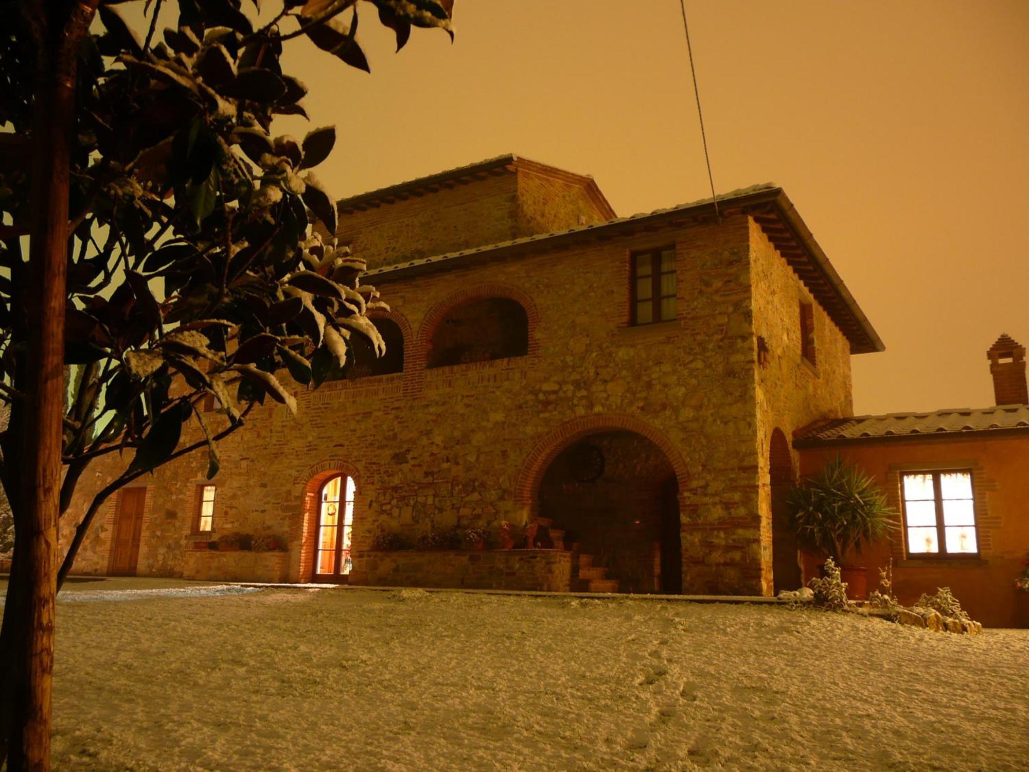 Bed and Breakfast Il Baraccotto Лучиньяно Экстерьер фото