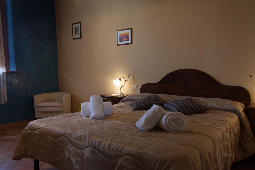 Bed and Breakfast Il Baraccotto Лучиньяно Экстерьер фото