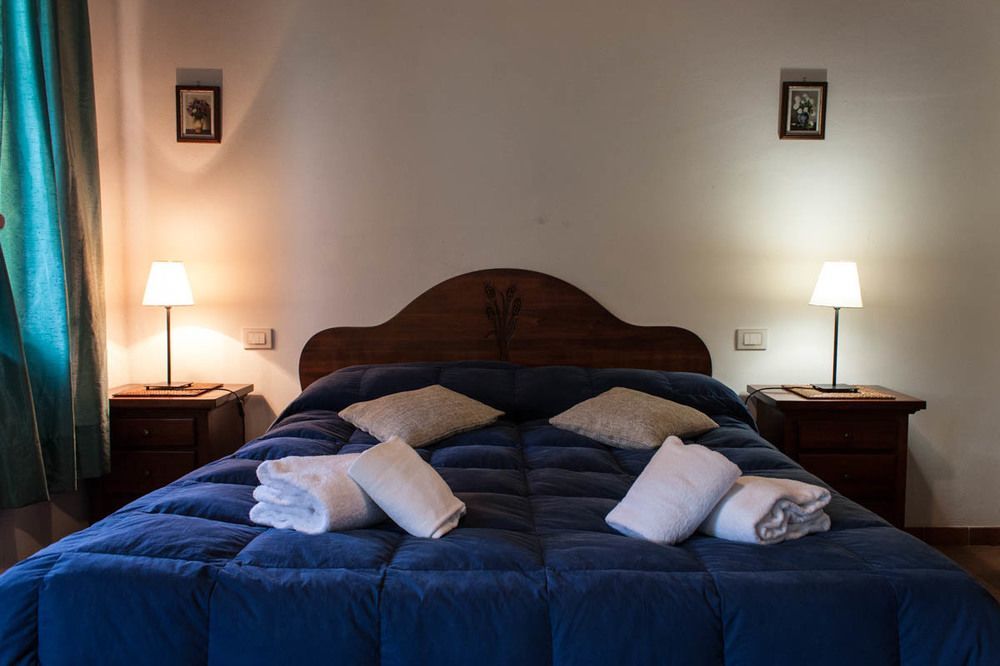 Bed and Breakfast Il Baraccotto Лучиньяно Экстерьер фото